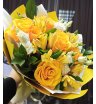 Сборный букет с жёлтыми розами &laquo;Солнышко&raquo; 1